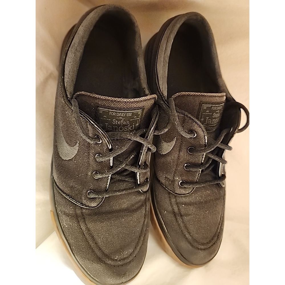 Canvas 2014 Ladies Stefan Janoski NIKE Skate Shoes  Size 8